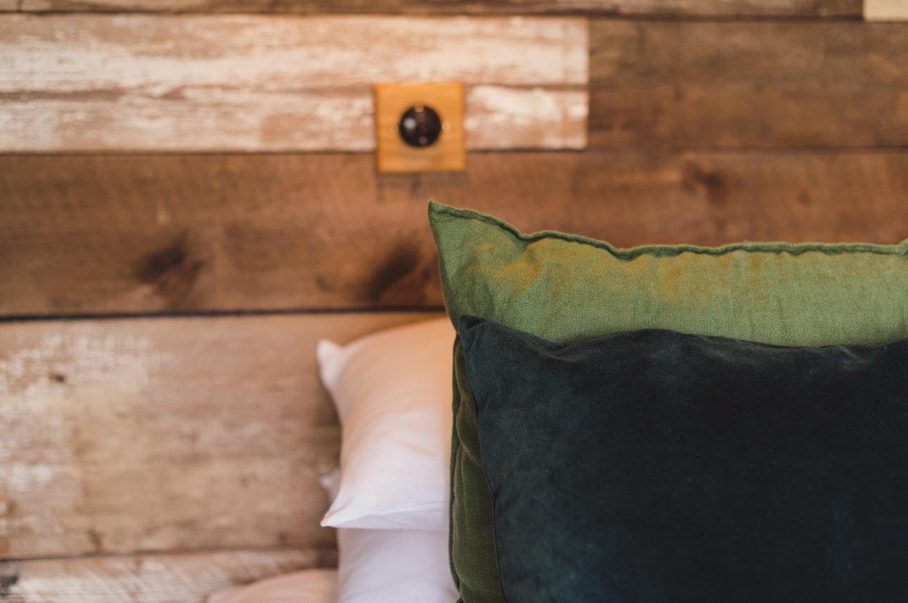 Martha's Hut bed details