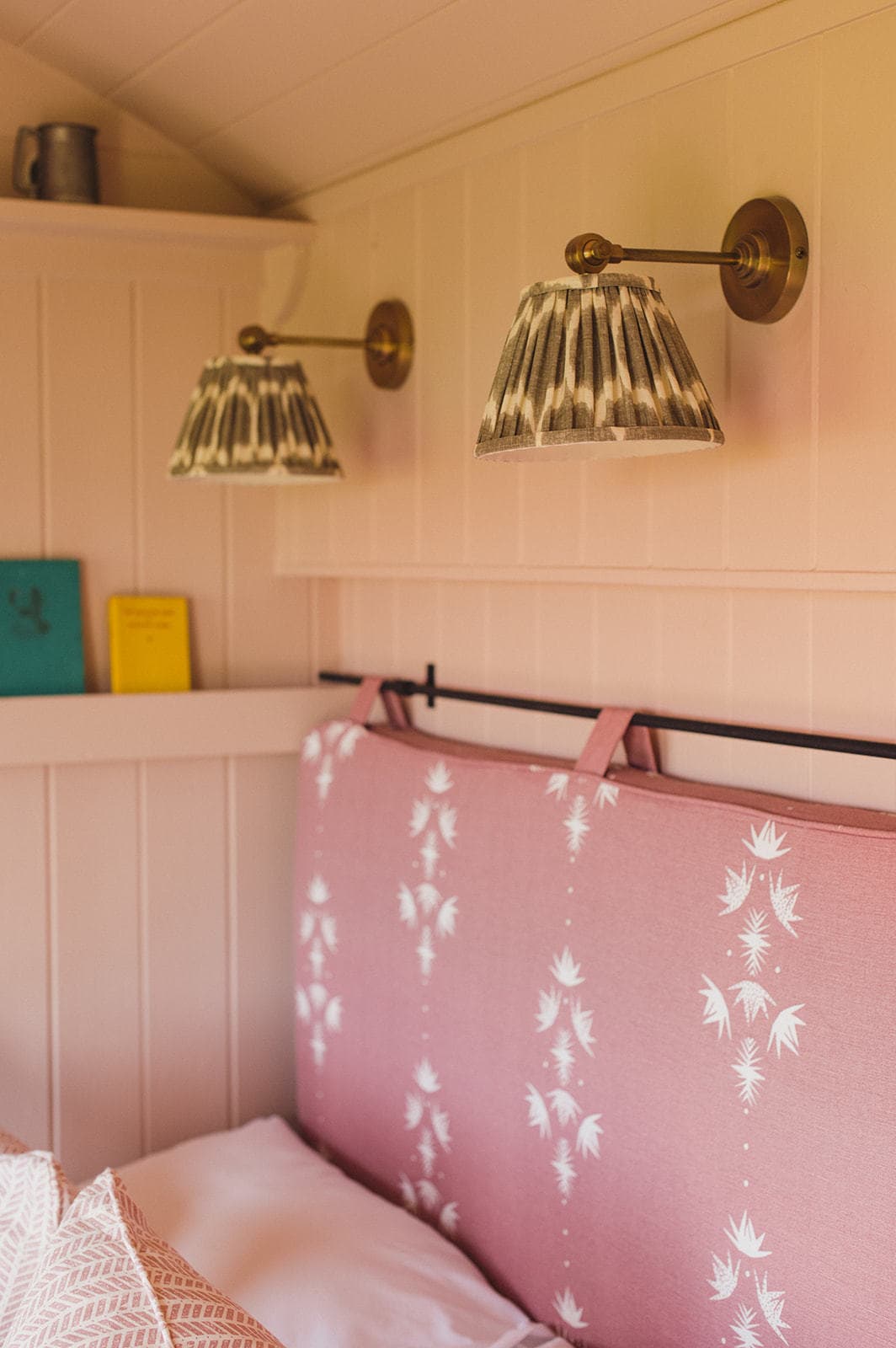 Samphire Shepherd's Hut interior