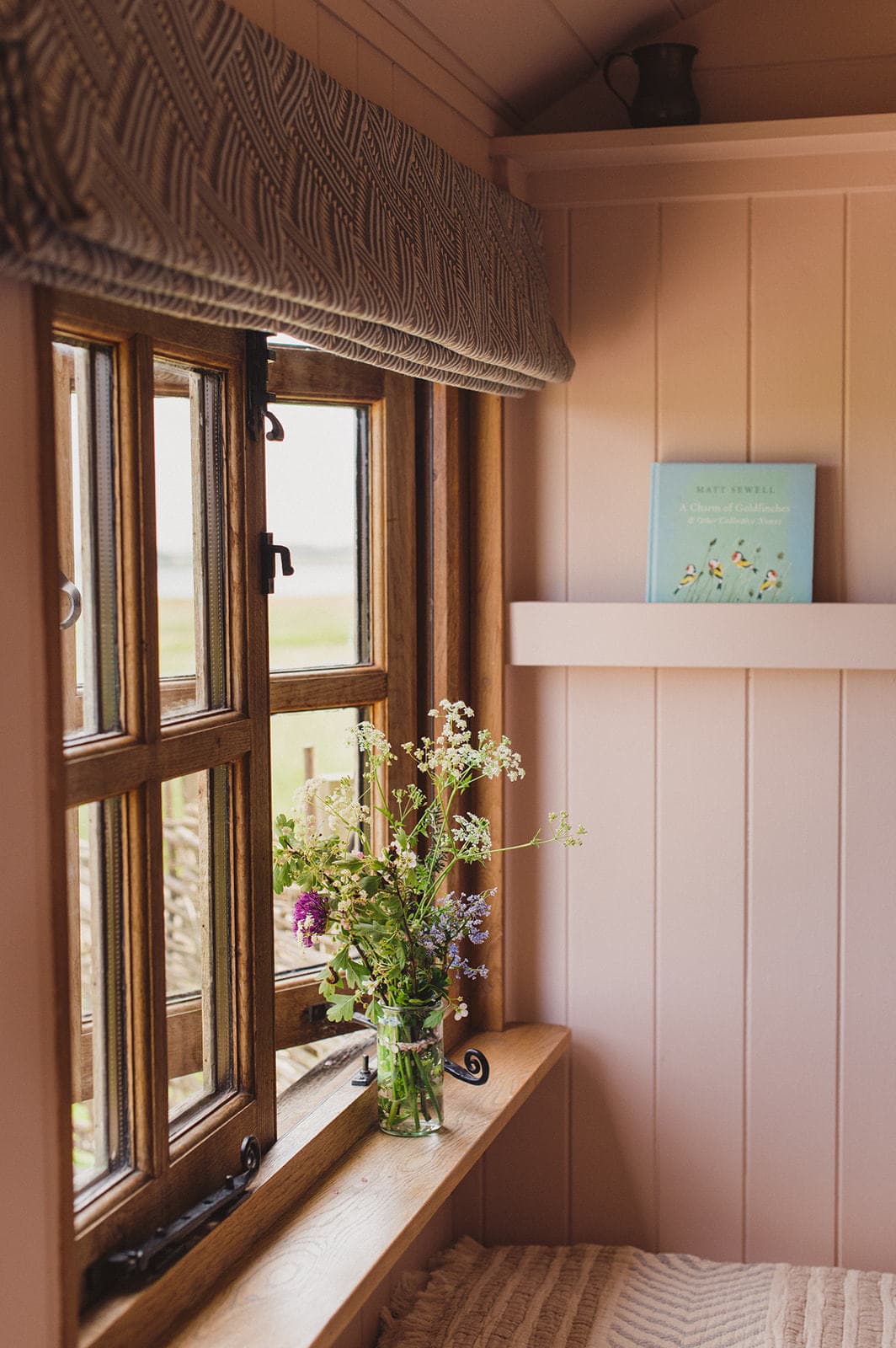Samphire Shepherd's Hut interior