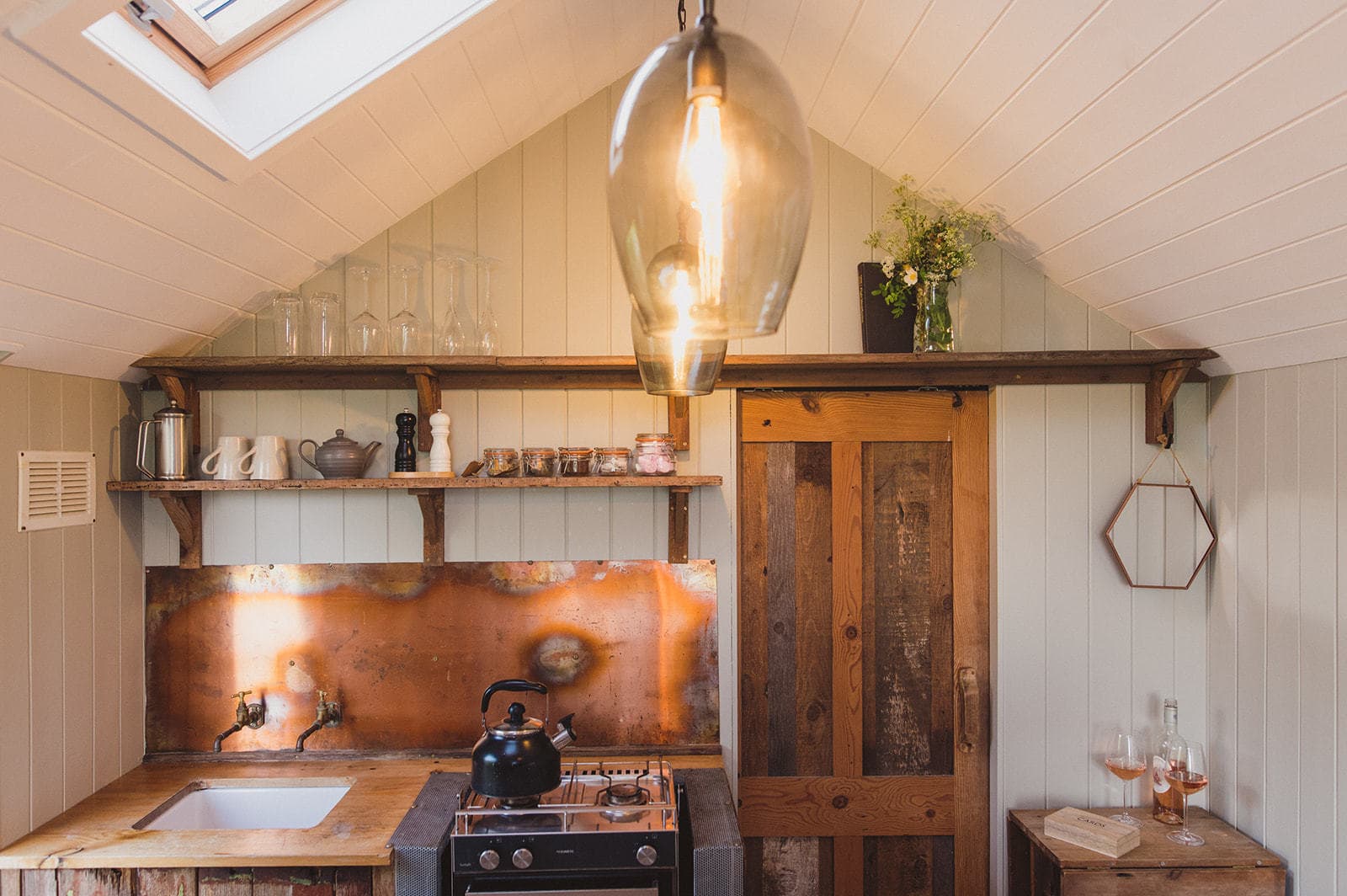 Saltbox kitchen