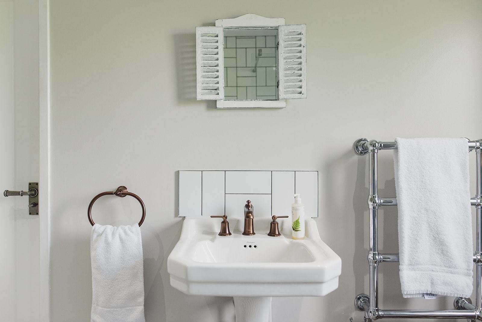 Kingshill Cottage bathroom