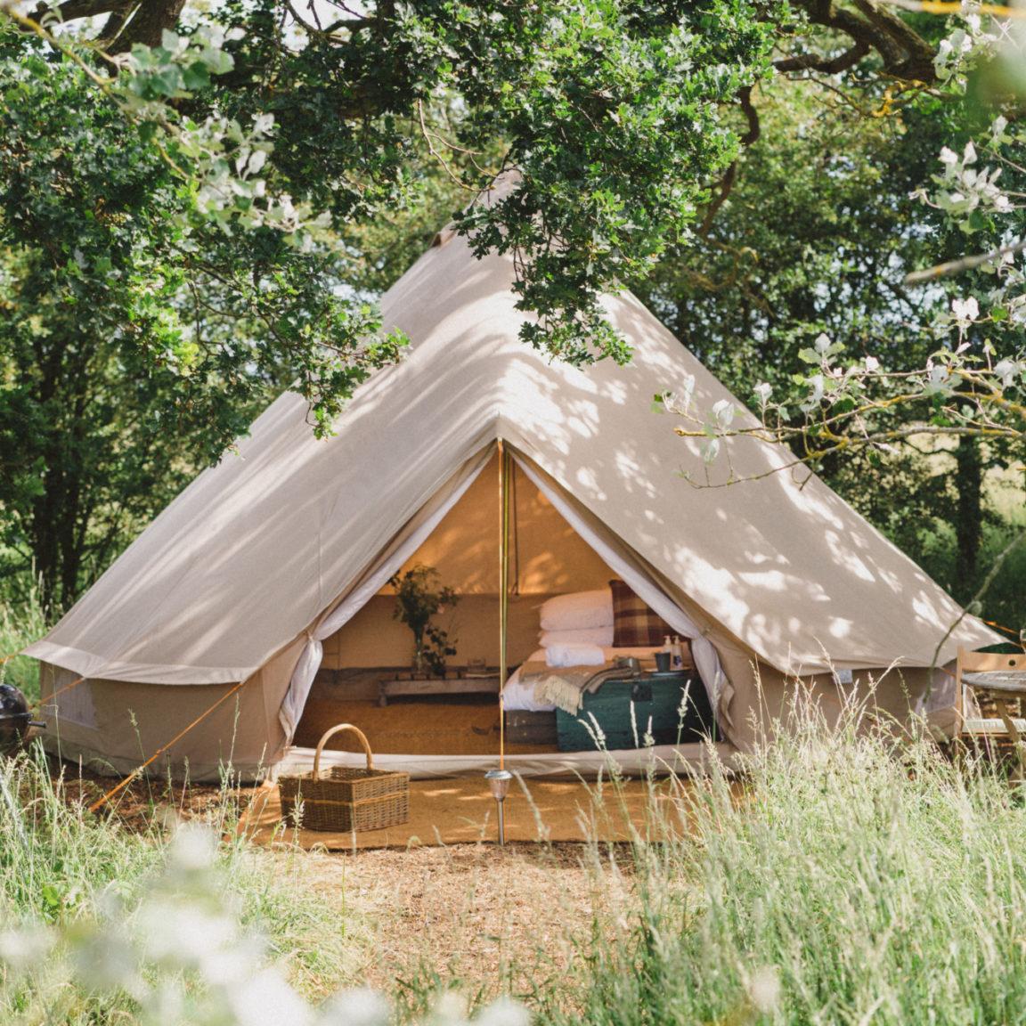 luxury glamping woodland bell tent