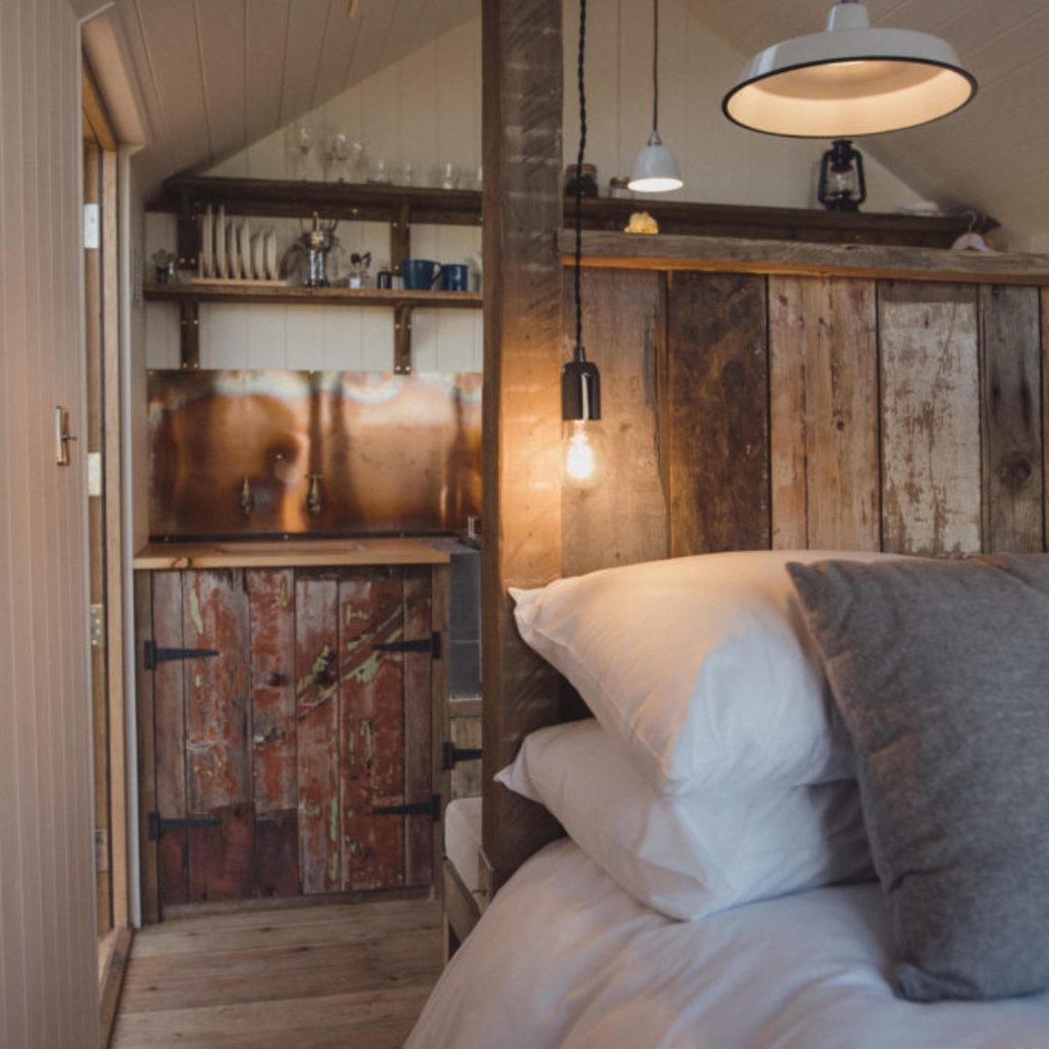 The Saltbox Shepherd Hut bedroom