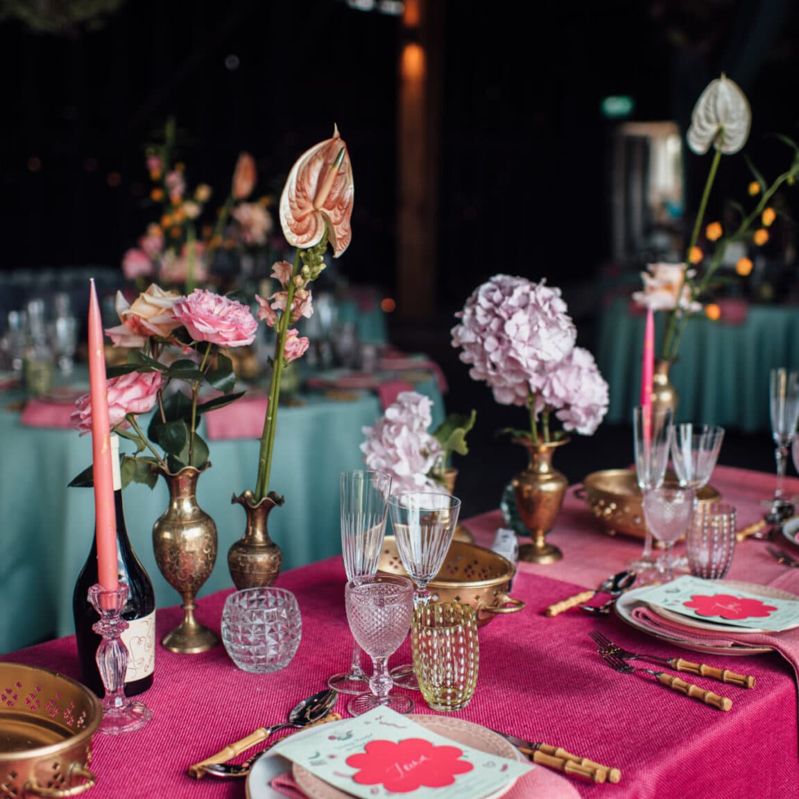 Beautifully decorated table set up in Kingshill Barn at Elmley